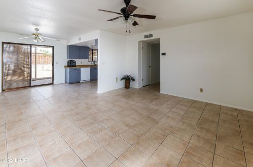 642 Riverboat Dr, Lake Havasu City AZ  86403-3650 exterior
