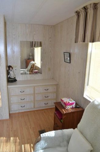 4723 Sandpiper Dr, Saint James City FL  33956-2810 exterior