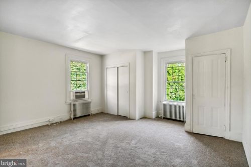 997 Skippack Pike, Blue Bell PA  19422-1500 exterior