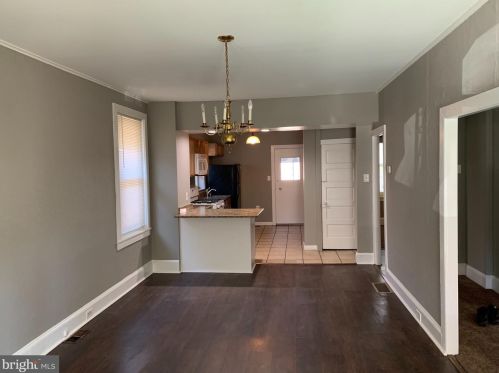 225 Poplar St, Norristown, PA 19401-3413