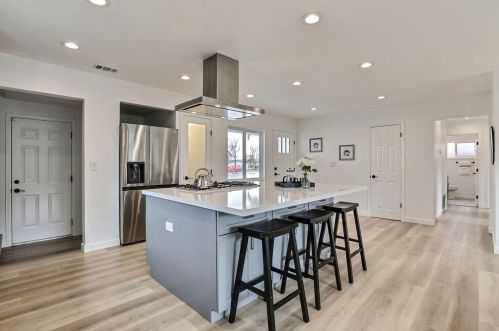 1758 Hillsdale Ave, San Jose CA  95124-3109 exterior