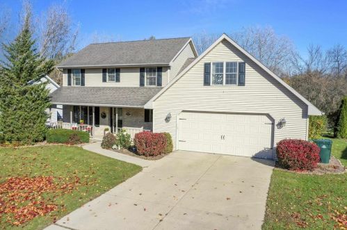 2922 Copper Mountain Ct, Green Bay WI  54313-3207 exterior