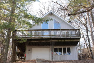 4424 Viewcrest Dr, Delavan, WI 53115-3252