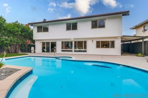 6319 Lake Athabaska Pl, San Diego CA  92119-3526 exterior