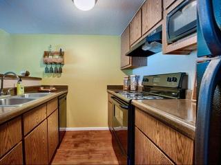 10201 44th Dr, Glendale AZ  85302-2009 exterior