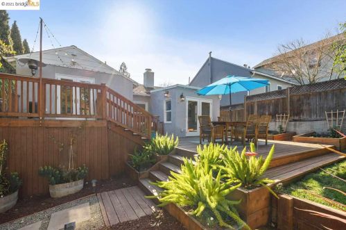 4434 Albert St, Oakland CA 94619-2721 exterior