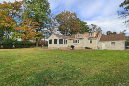 200 Rahway Ave, South Plainfield NJ  07080-3738 exterior