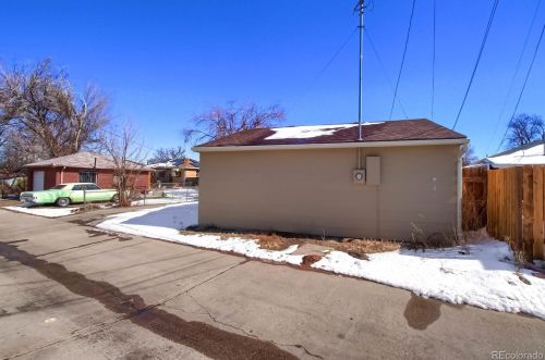 3515 Eudora St, Denver CO 80222-7321 exterior