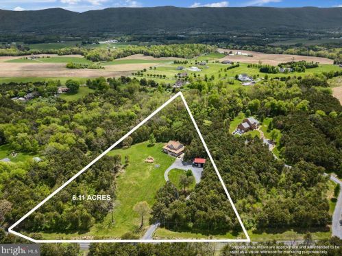 3098 Hamburg Rd, Edinburg VA  22824-3093 exterior