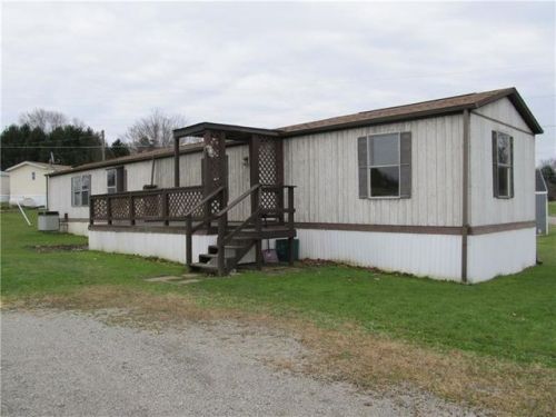 122 Shirley Way, Bradenville, PA 15620-1037