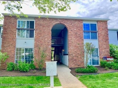 21 Atlanta Ct, East Freehold, NJ 07728-3606