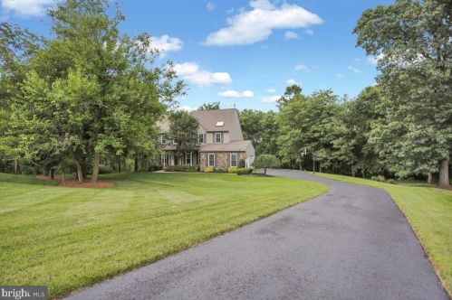 575 Michelle Ln, Collegeville, PA 19426-1955
