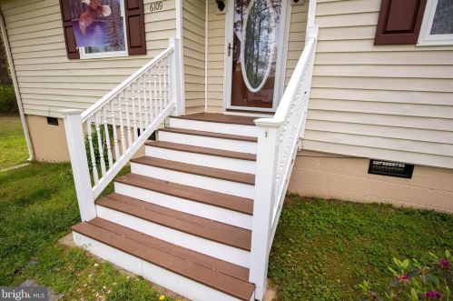 6109 Towles Mill Rd, Spotsylvania VA  22551-3227 exterior