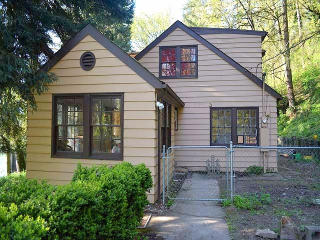 37010 Pacific Hwy, Woodland WA  98674-3713 exterior