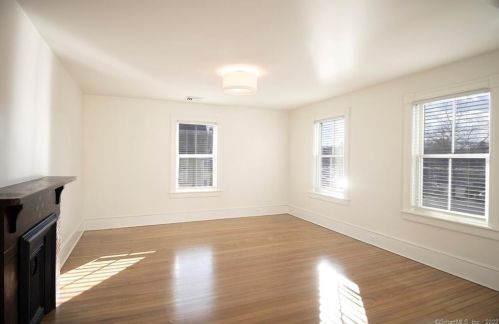 190 High Ridge Ave, Ridgefield, CT 06877-4421
