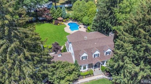 599 Ramapo Valley Rd, Oakland, NJ 07436-2817