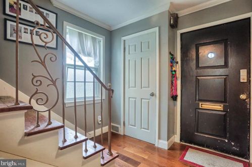 3411 2nd St, Harrisburg, PA 17110-1404