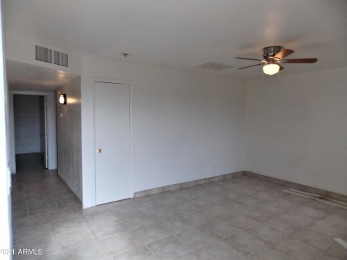 215 D St, Eloy, AZ 85131-2424