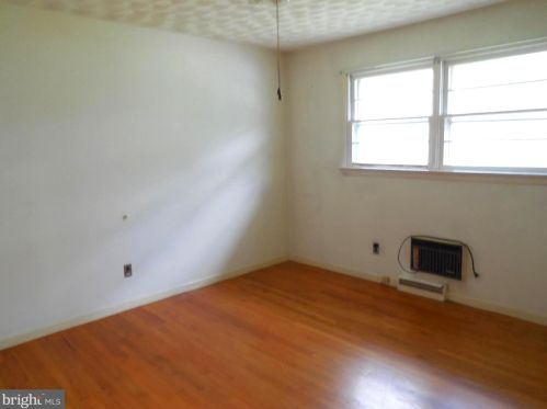 313 Cave Spring Ln, Edinburg VA  22824-3407 exterior