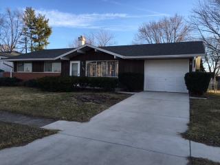 3001 Belmont Dr, Muncie, IN 47304-2101