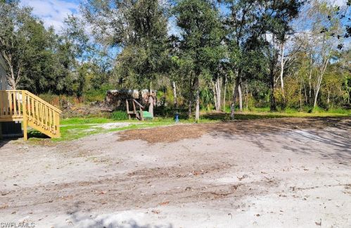 8816 Hampshire Ave, Arcadia FL 34269-3409 exterior