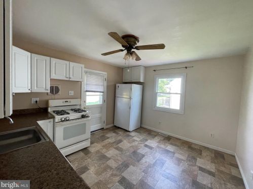 344 Bergen Ave, Gloucester NJ  08031-1634 exterior