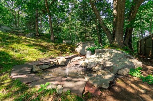 55 Atlantic Ave, Providence RI 02904-3249 exterior