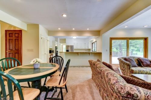 180 Cowperthwaite Rd, Bedminster NJ  07921-2904 exterior