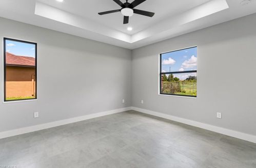 2704 34 St, Lehigh Acres FL 33976-4104 exterior