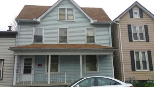 1127 Mifflin St, Huntingdon PA  16652-1520 exterior