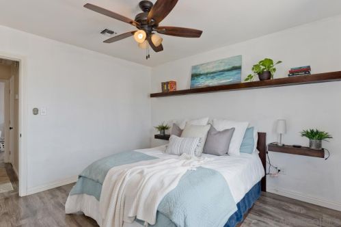 3089 Greyling Dr, San Diego CA 92123-2939 exterior