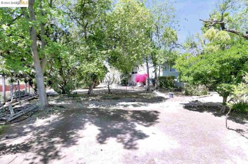 486 Quail Glen Dr, Oakley CA  94561-3942 exterior