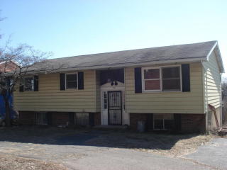 911 Main St, Wilkes Barre, PA 18702-3470