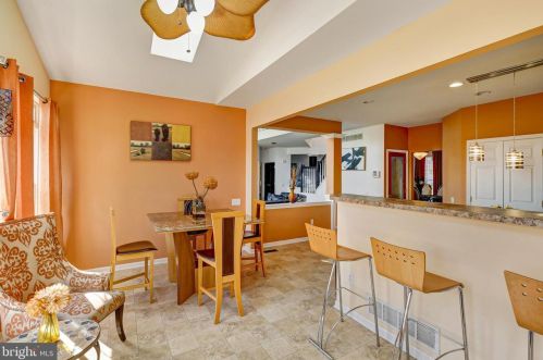 515 Florence Fields Ln, New Castle DE  19720-8752 exterior