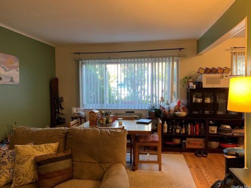 805 Old Country Rd, Elmsford, NY 10523-2000