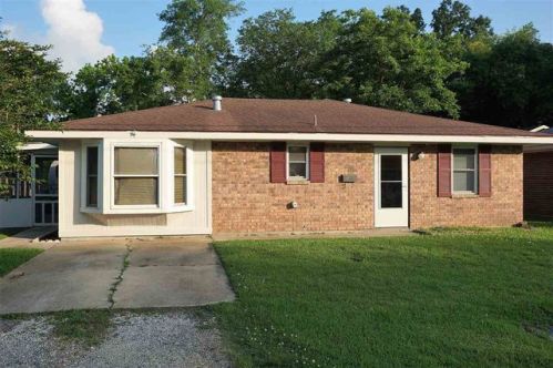 518 Harding Dr, Houma, LA 70364-2520