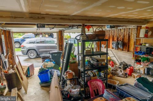 141 Kitty Knight Dr, Southampton PA 18966-1130 exterior