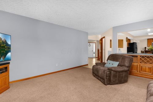 2815 Wynridge Dr, Darbydale OH  43123-8709 exterior