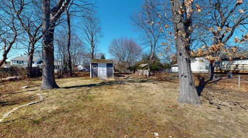 70 Pat Cir, North Kingstown RI  02852-2041 exterior