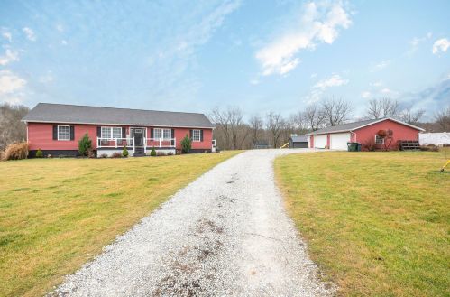60145 Bliss Rd, New Concord, OH 43762-9536