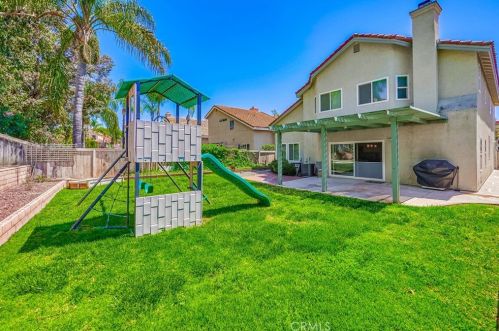 43520 Calle Nacido, Temecula CA  92592-3034 exterior