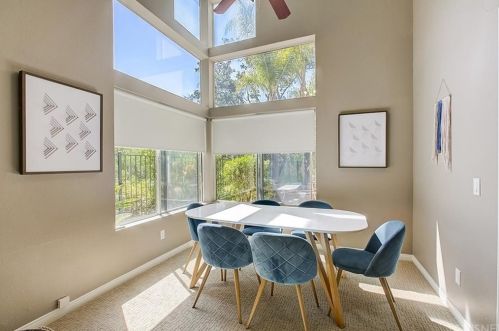 136 Valero Cir, Calabasas CA  91377-5551 exterior