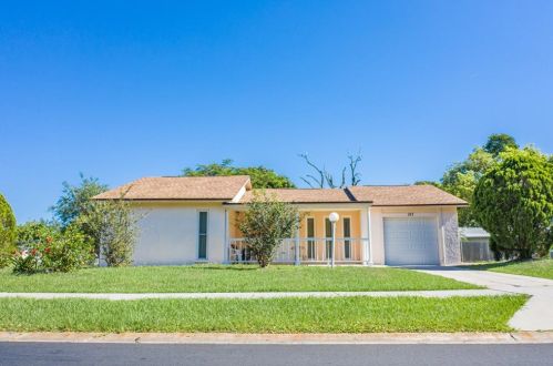 197 Larkspur Ct, Kissimmee, FL 34743-5324