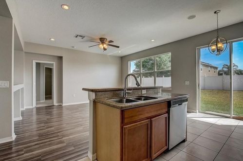 3913 Golden Finch Way, Kissimmee FL 34746-2008 exterior