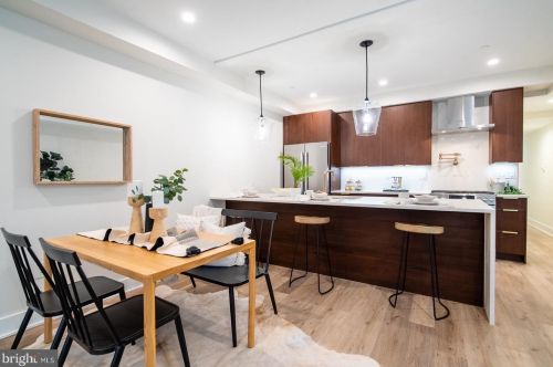 1322 Randolph St, Washington, DC 20011-5528
