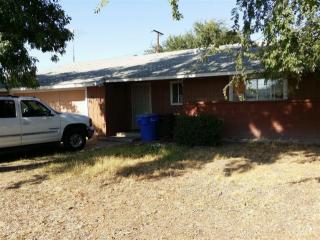 11311 Dan Dr, Armona, CA