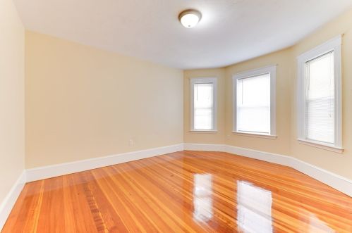 373 Ctr St, Boston MA exterior