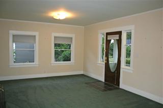 5731 Kirkwood Pl, Seattle WA  98103-5931 exterior
