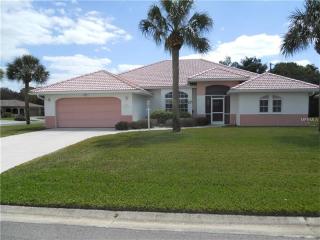 120 Raphael Pl, Nokomis, FL 34275-4202