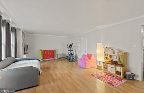 1980 Sterling Pl, Lancaster PA  17601-3848 exterior